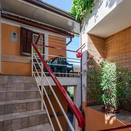 Apartman 2 Bedroom Awesome In *
