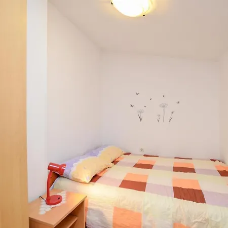 2 Bedroom Awesome In